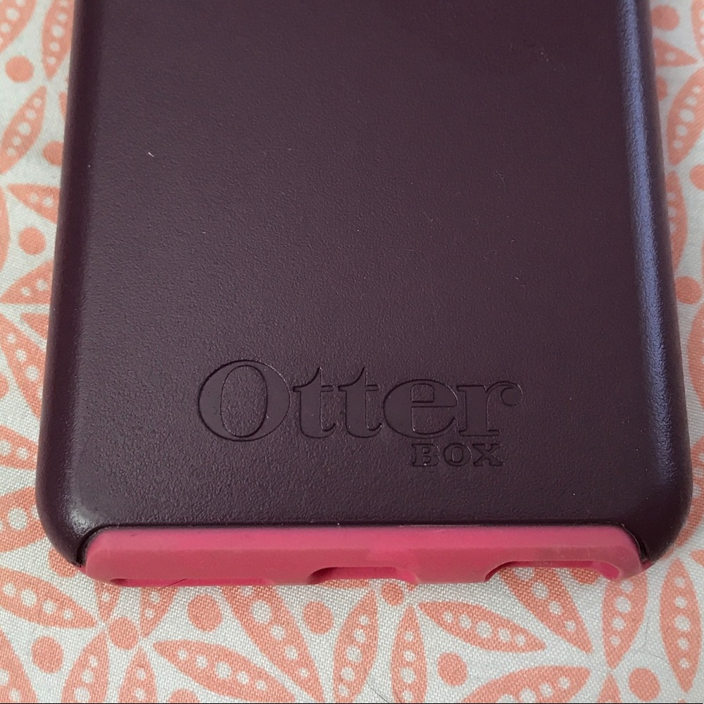 Pink/purple iPhone 6 Otterbox case